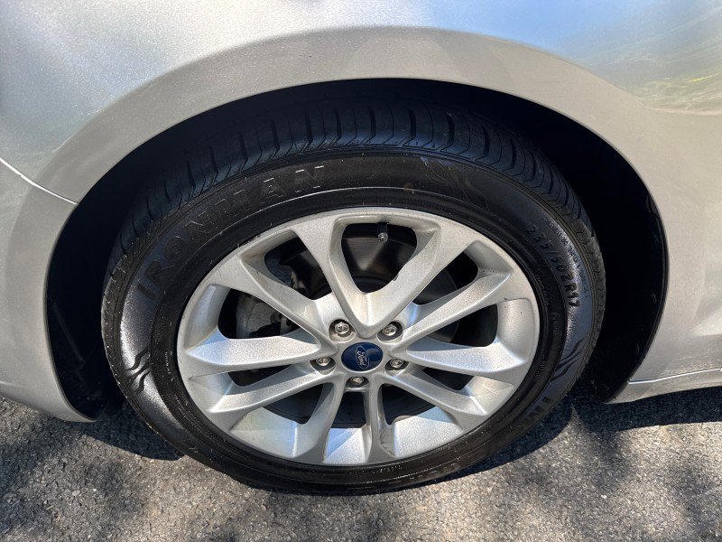 Used 2019 Ford Fusion SEL FWD image 36