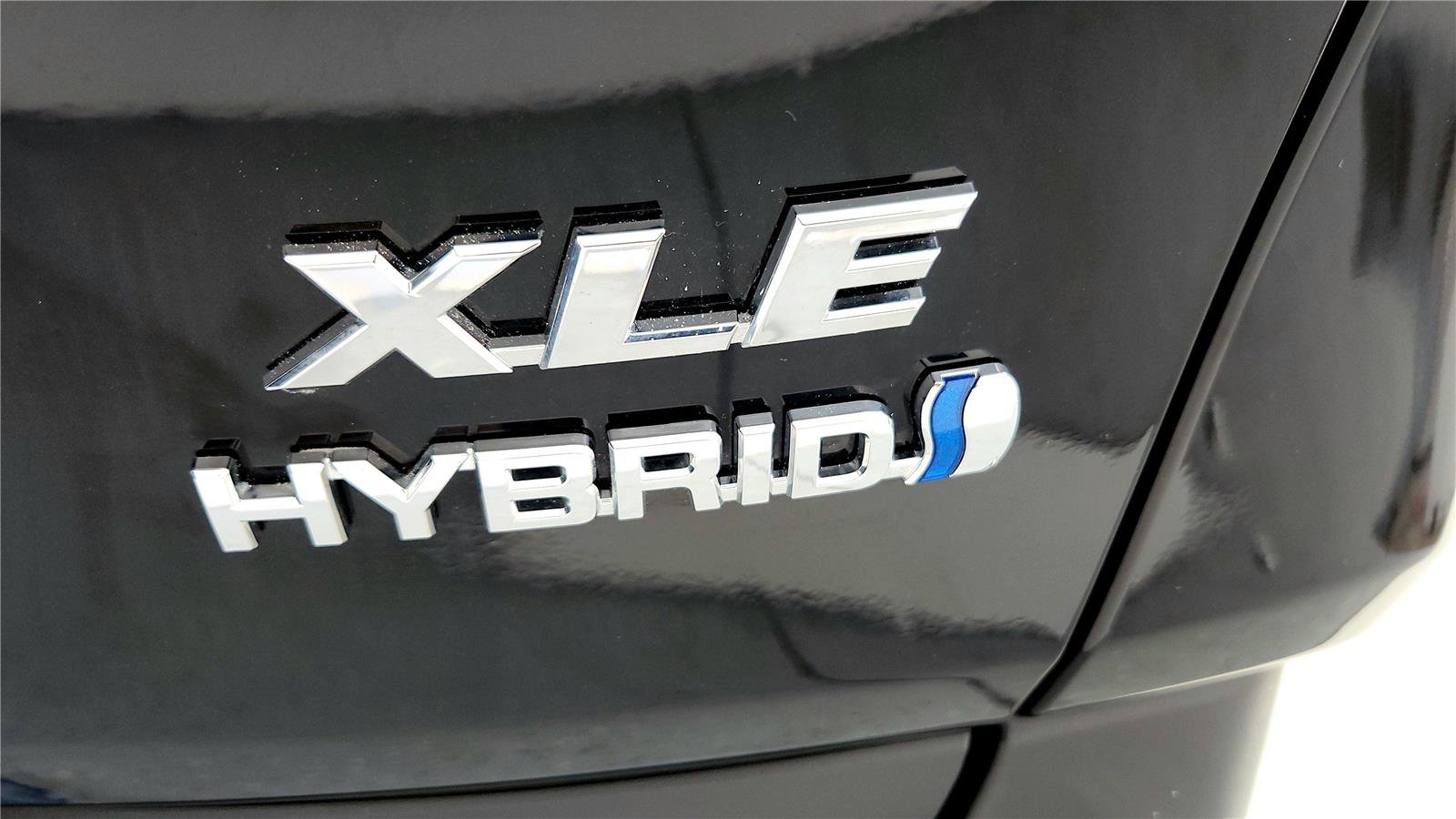 Certified 2024 Toyota RAV4 XLE Premium w/ Weather Package AWD/4WD image 37