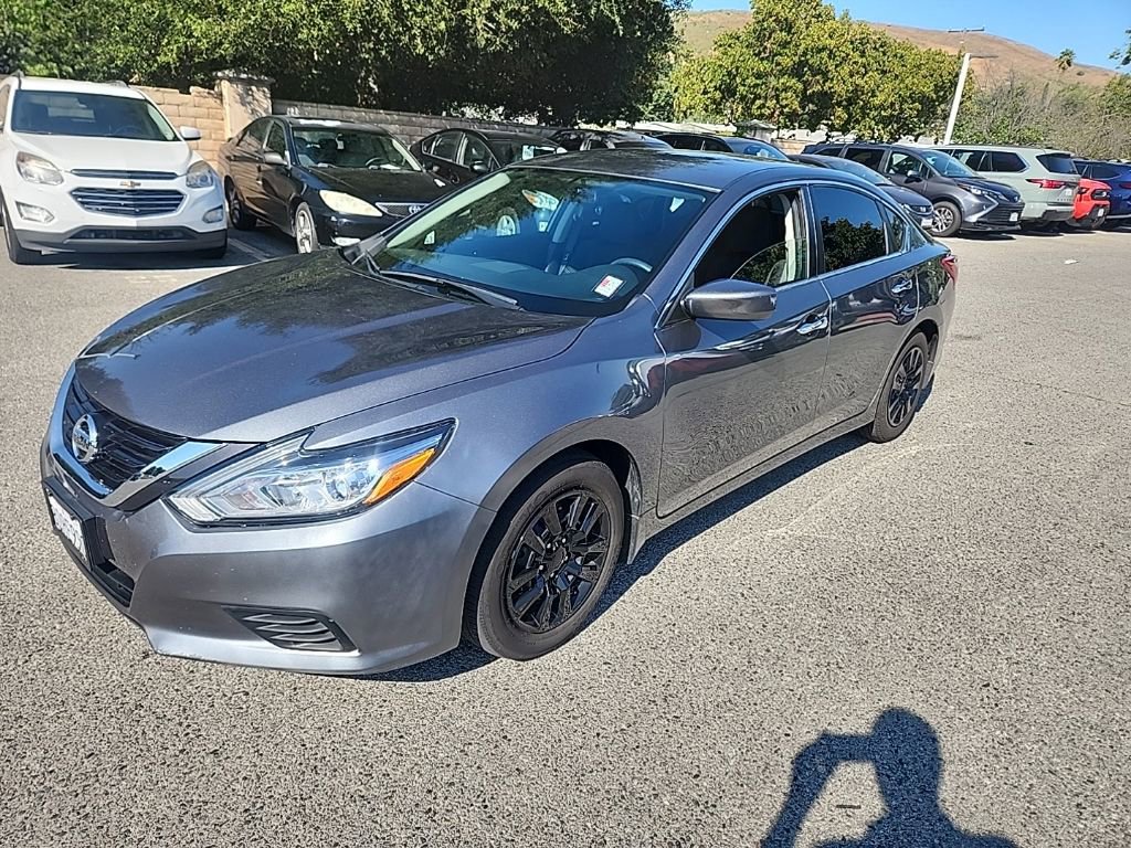 Used 2018 Nissan Altima 2.5 S w/ S Convenience Package