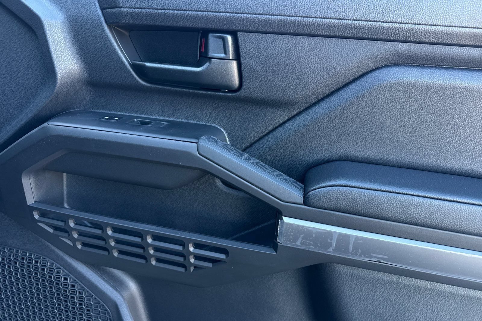 New 2026 Toyota Tacoma SR5 AWD/4WD image 18