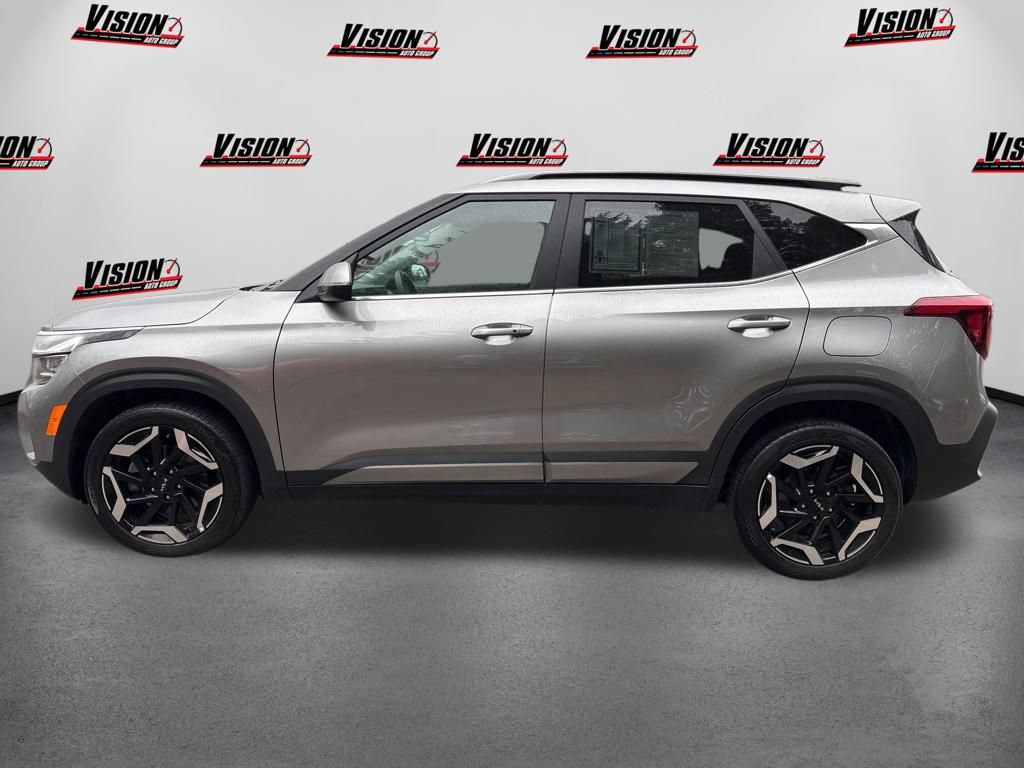 Used 2024 Kia Seltos SX AWD/4WD image 2