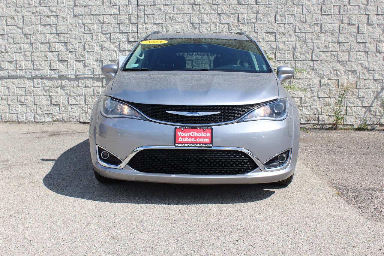 Used 2018 Chrysler Pacifica Touring-L Plus image 7