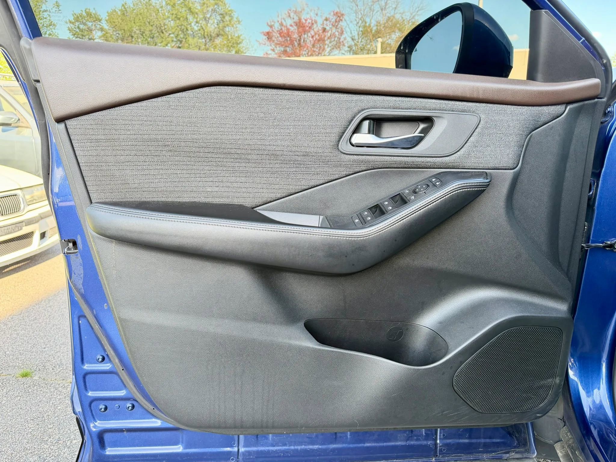 Used 2021 Nissan Rogue SV FWD image 37