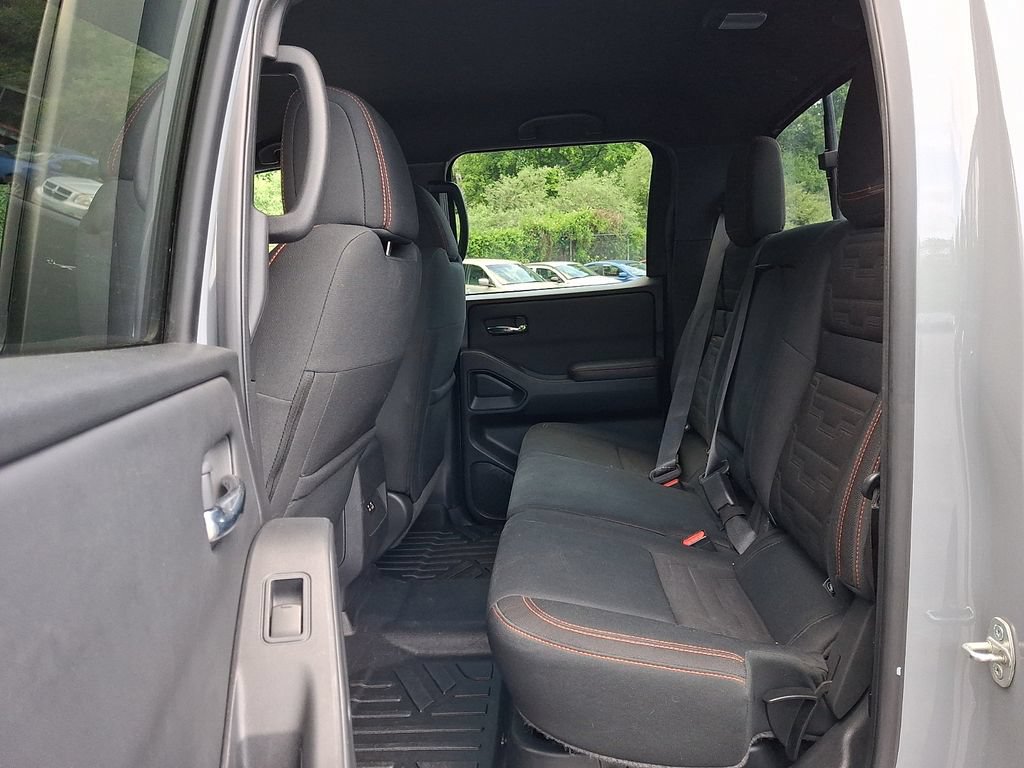 Used 2022 Nissan Frontier PRO-4X w/ Off-Road Protection Package AWD/4WD image 11