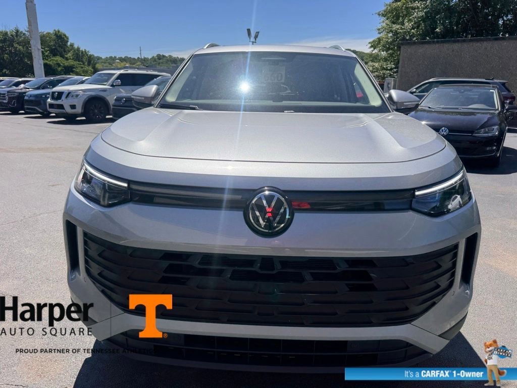 Used 2026 Volkswagen Tiguan SE FWD image 8
