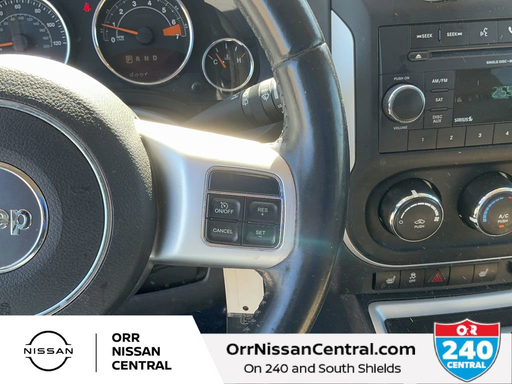 Used 2016 Jeep Compass Latitude image 19