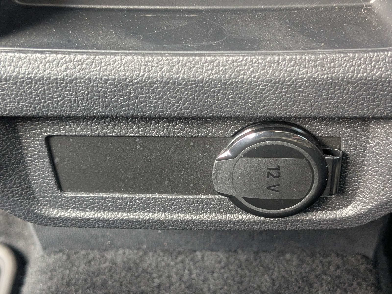 Used 2023 Volkswagen Tiguan S FWD image 15