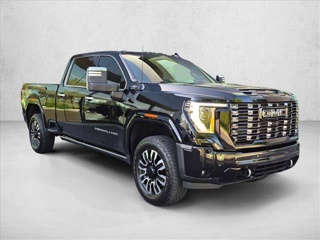 Used 2025 GMC Sierra 2500 Denali Ultimate AWD/4WD image 3