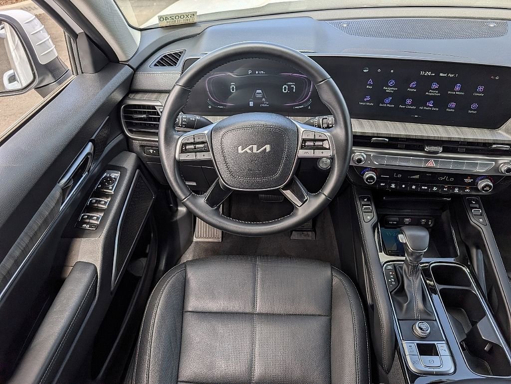 Used 2024 Kia Telluride EX image 24