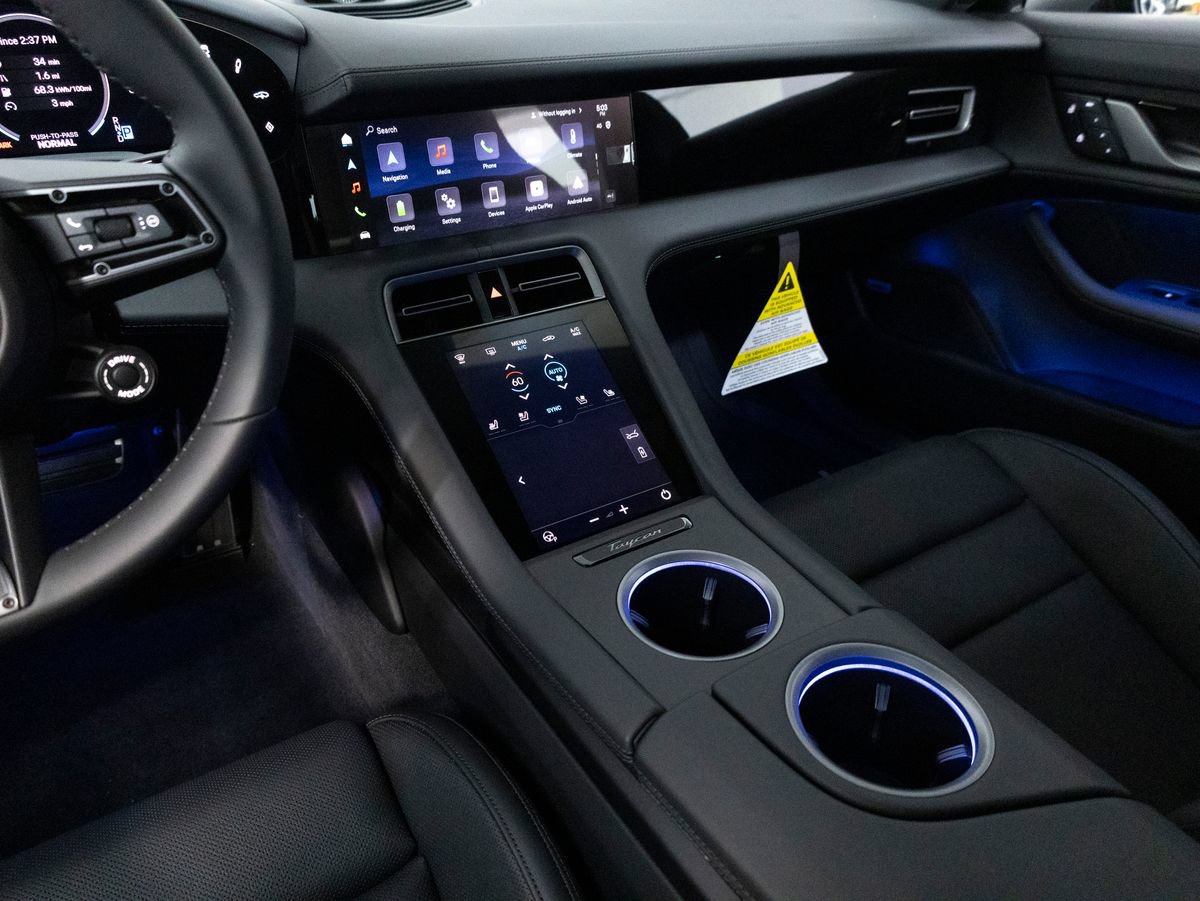 New 2026 Porsche Taycan 4S AWD/4WD image 19