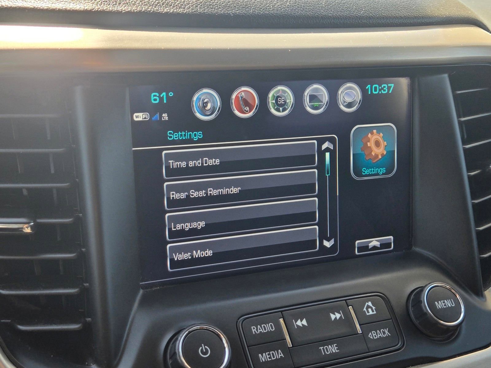 Used 2019 GMC Acadia Denali w/ Technology Package AWD/4WD image 21