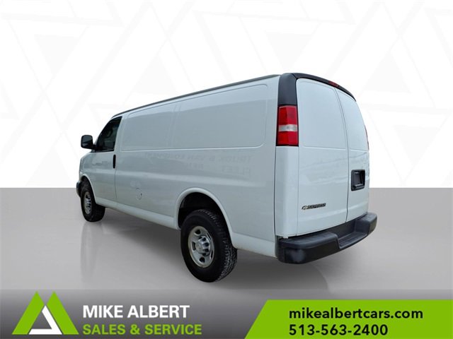 Used 2019 Chevrolet Express 2500 w/ Driver Convenience Package image 5