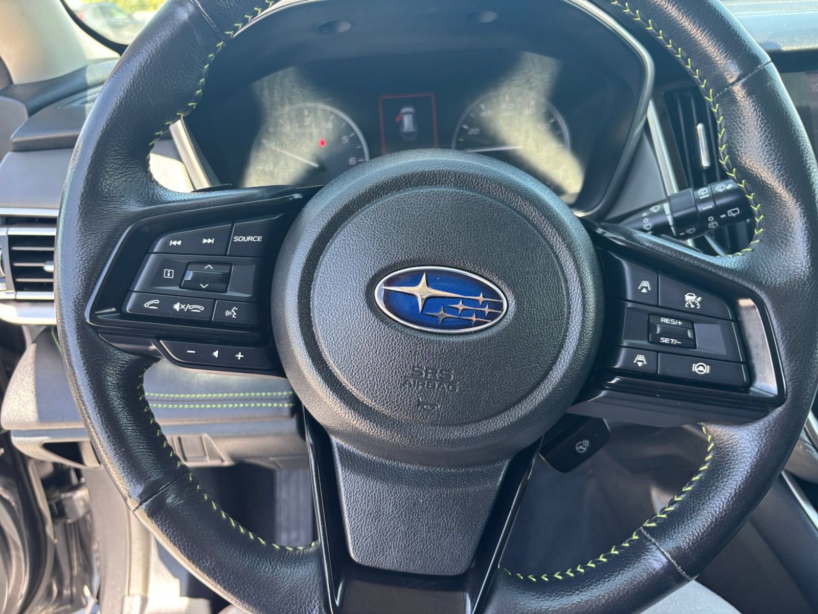 Used 2025 Subaru Outback Onyx Edition AWD/4WD image 28