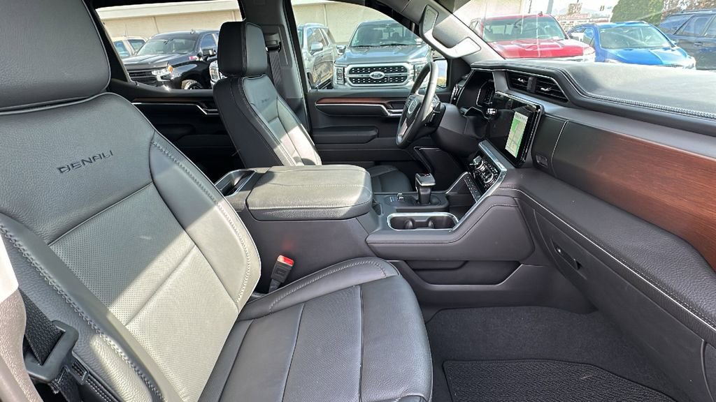 Certified 2025 GMC Sierra 1500 Denali w/ Denali Reserve Package image 15