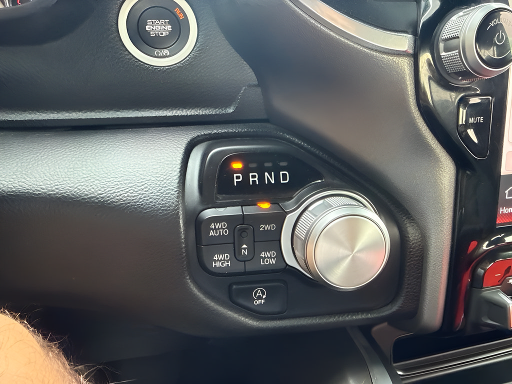Used 2023 RAM 1500 Laramie AWD/4WD image 16
