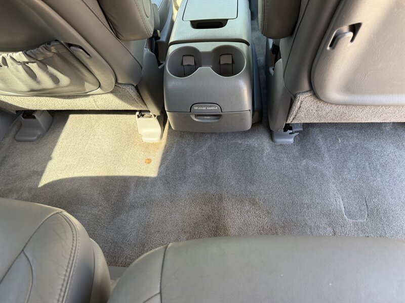 Used 2009 Toyota Sienna AWD image 19