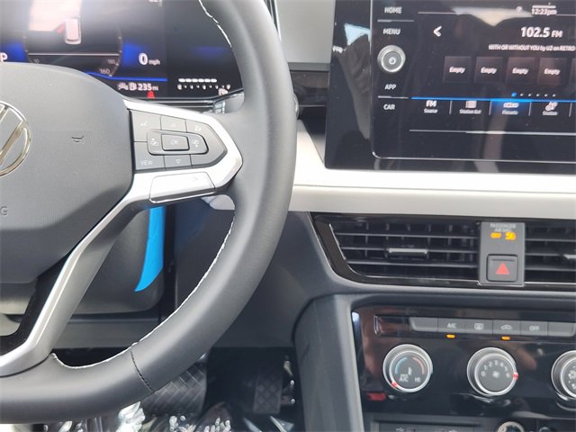 New 2025 Volkswagen Taos S image 27