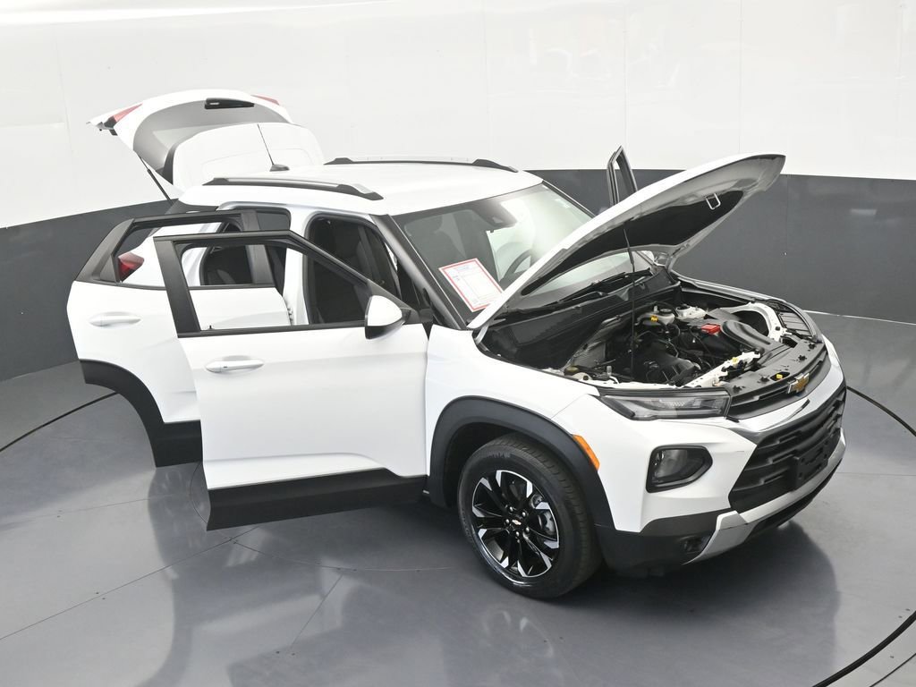 Used 2022 Chevrolet TrailBlazer LT w/ Driver Confidence Package image 63
