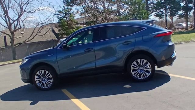 Used 2021 Toyota Venza Limited w/ Advanced Technology Package image 8