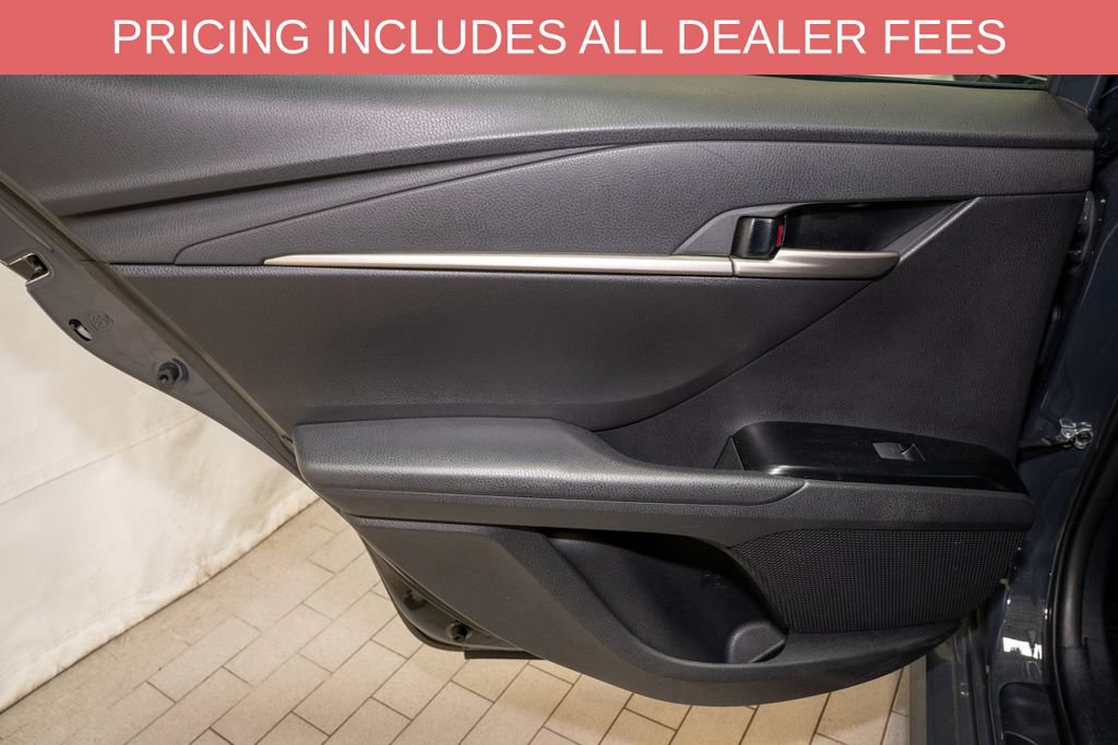 Used 2025 Toyota Camry LE w/ Convenience Package FWD image 11