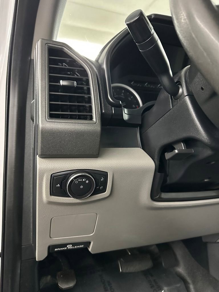 Used 2019 Ford F250 XL w/ STX Appearance Package image 14