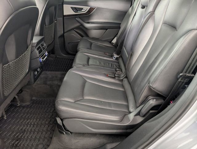 Used 2019 Audi Q7 2.0T Premium Plus w/ Premium Plus Package image 28