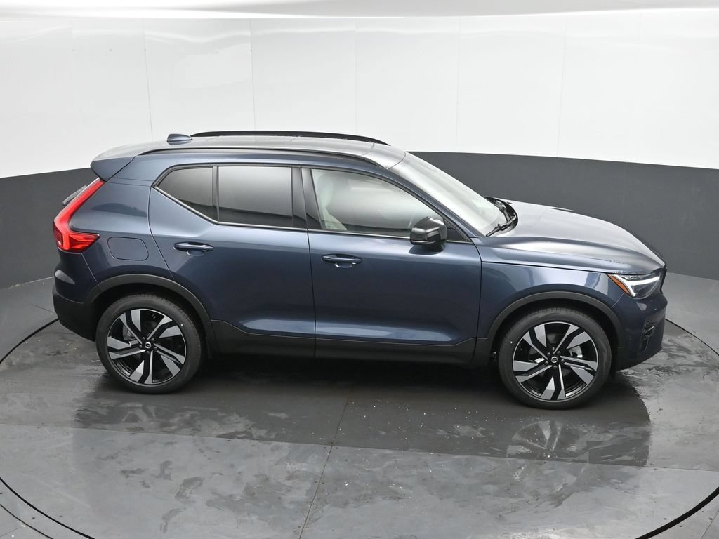 New 2026 Volvo XC40 B5 Ultra w/ Climate Package AWD/4WD image 27