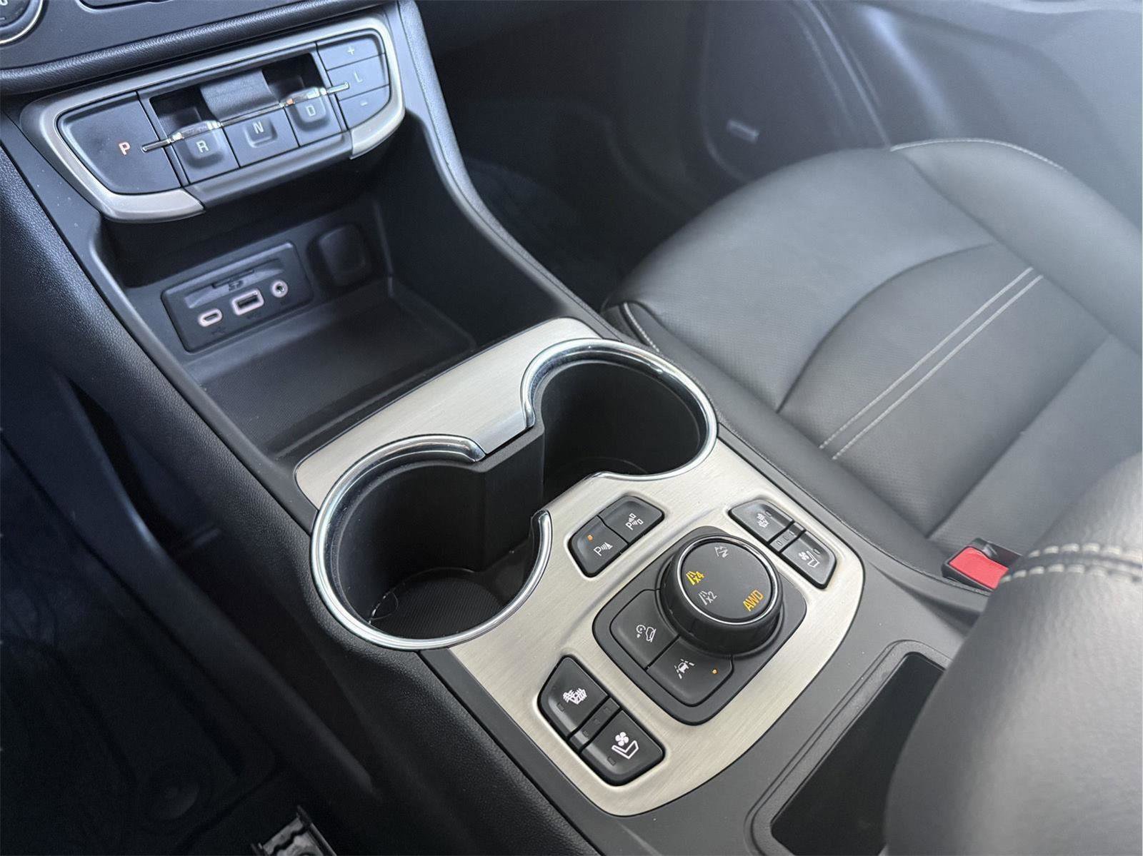 Used 2023 GMC Terrain Denali w/ Denali Premium Package image 20