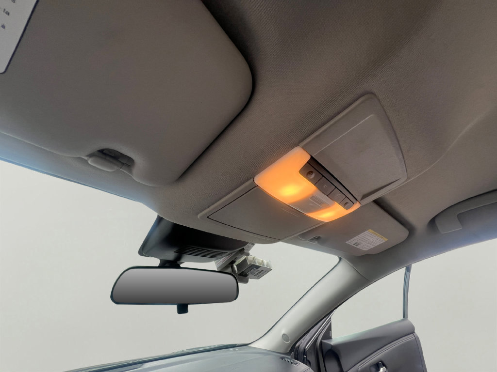Used 2024 Nissan Sentra SV FWD image 21