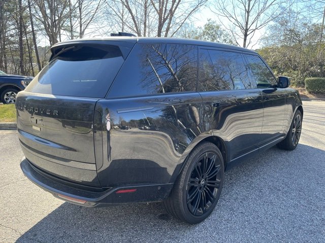 Certified 2025 Land Rover Range Rover Long Wheelbase SE image 9