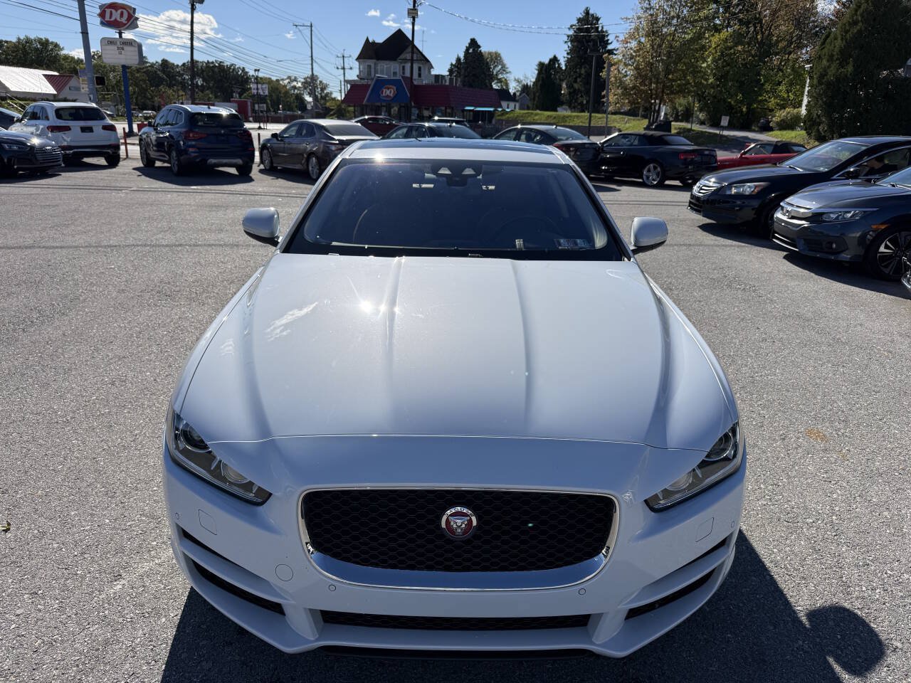 Used 2018 Jaguar XE Portfolio AWD/4WD image 2