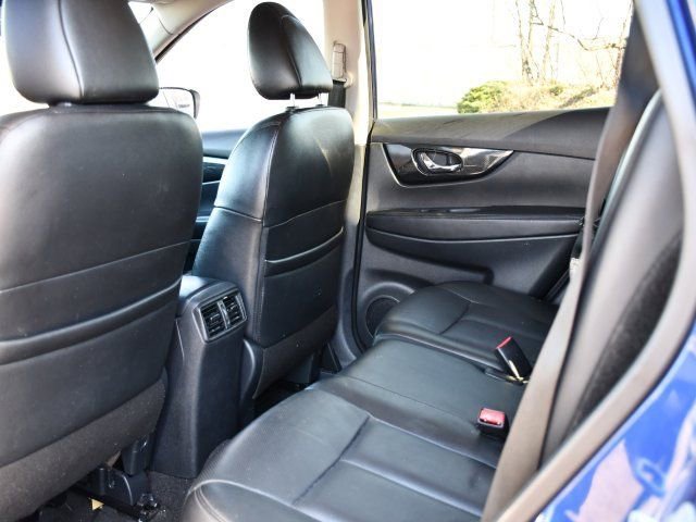 Used 2019 Nissan Rogue SL image 17