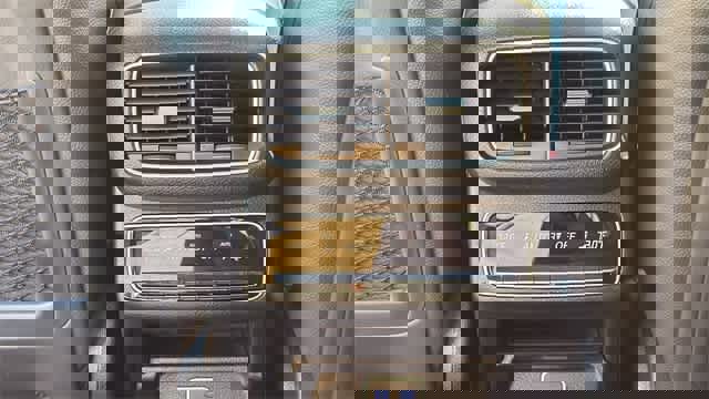 Certified 2025 Mercedes-Benz GLS 450 4MATIC image 30