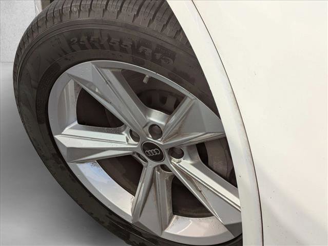 Used 2025 Audi Q7 3.0T Premium w/ Convenience Package image 9