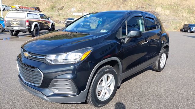 Used 2019 Chevrolet Trax LS w/ Tint and Cruise Package image 8