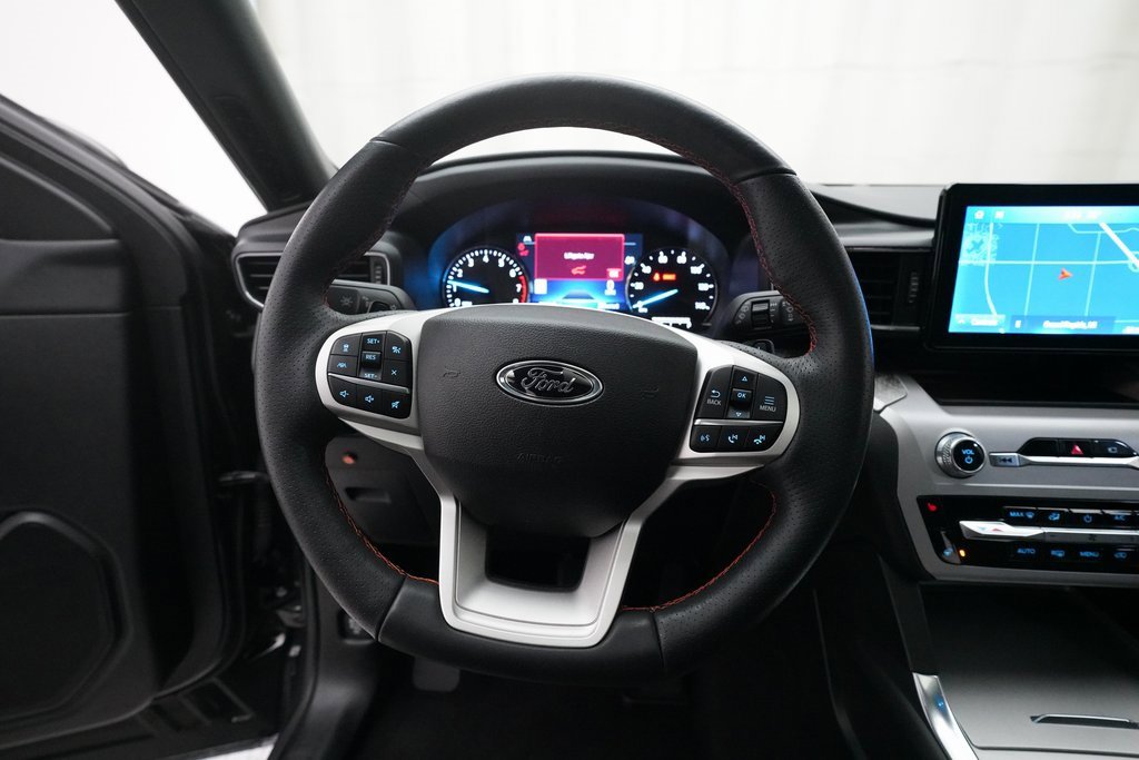 Used 2023 Ford Explorer Timberline w/ Timberline Technology Package image 4