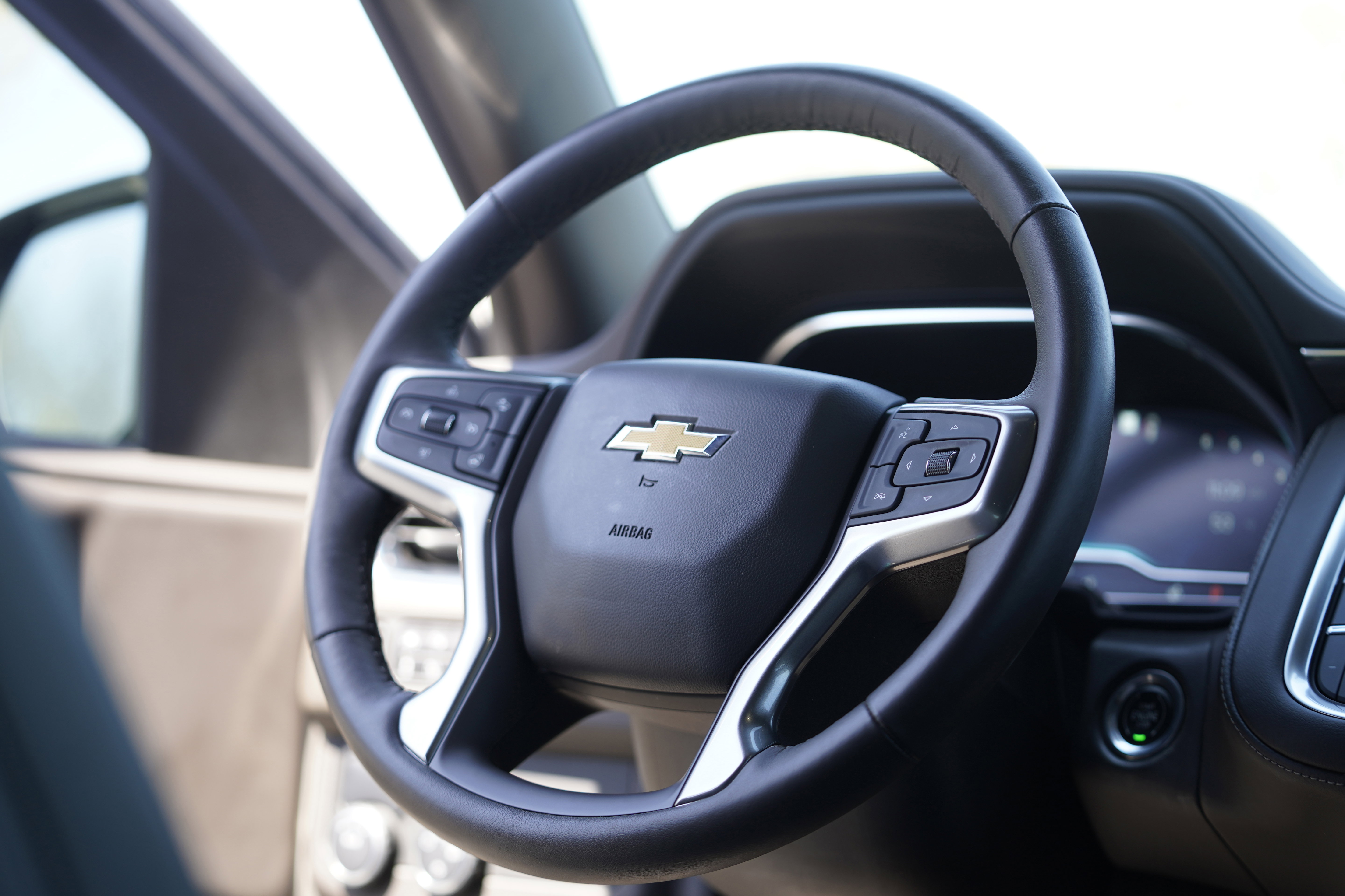 Used 2022 Chevrolet Tahoe LT w/ Luxury Package image 20