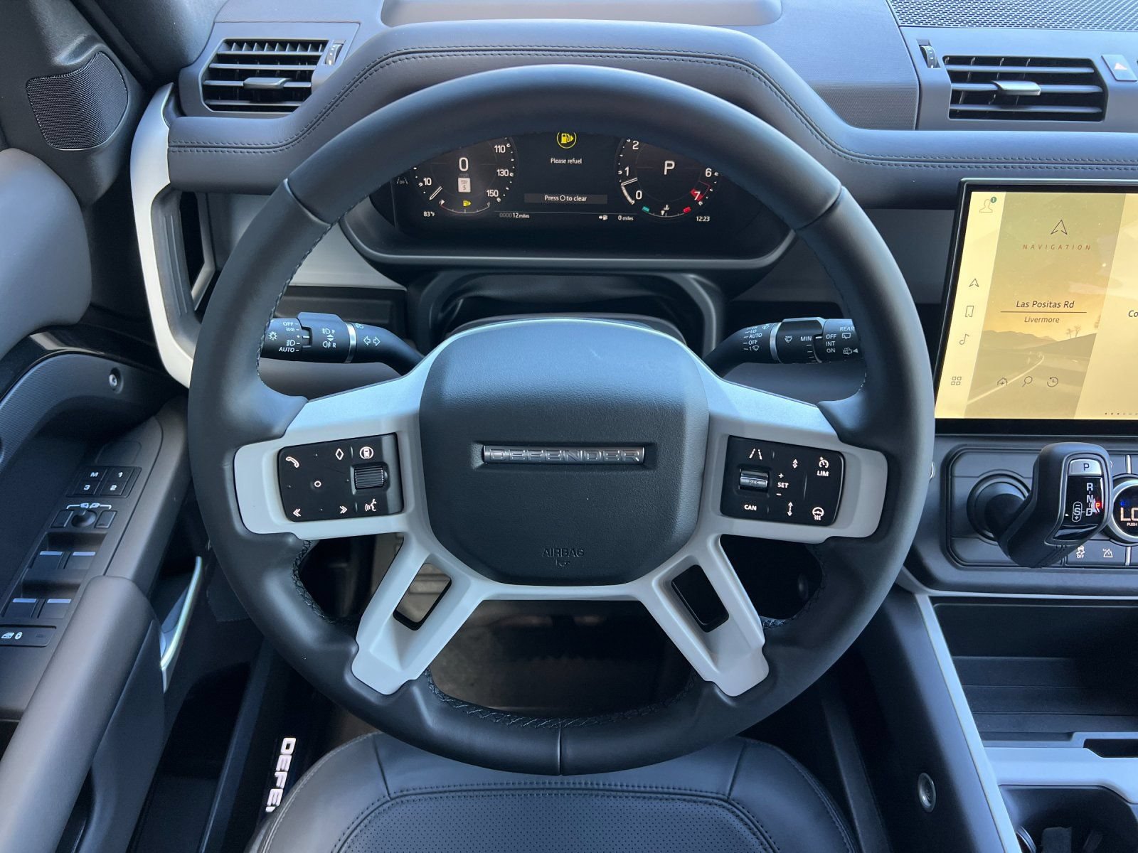 New 2026 Land Rover Defender 110 X-Dynamic SE AWD/4WD image 14