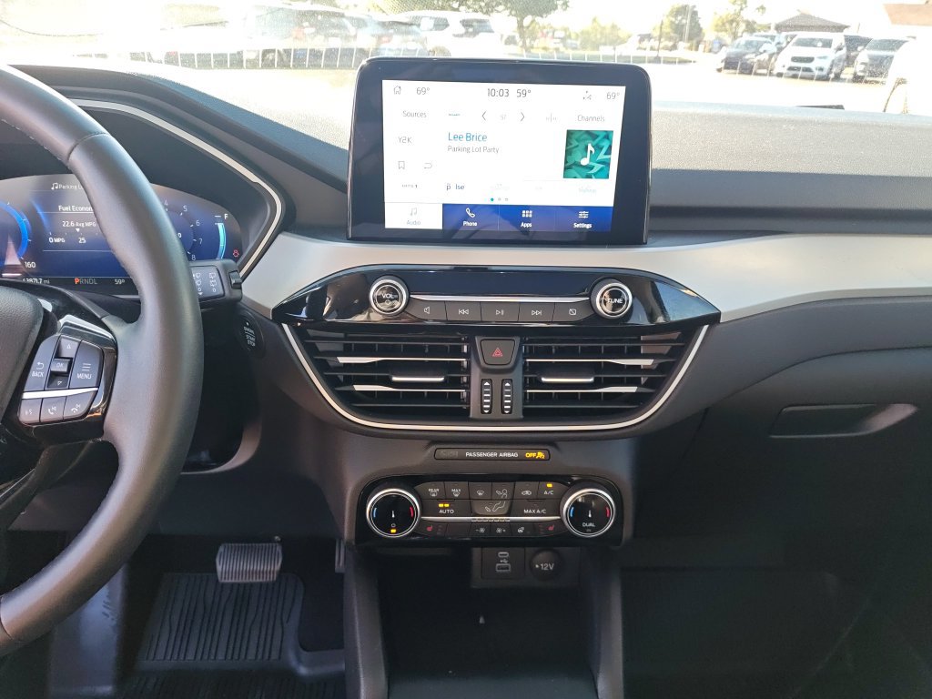 Used 2022 Ford Escape SEL w/ Technology Package AWD/4WD image 21