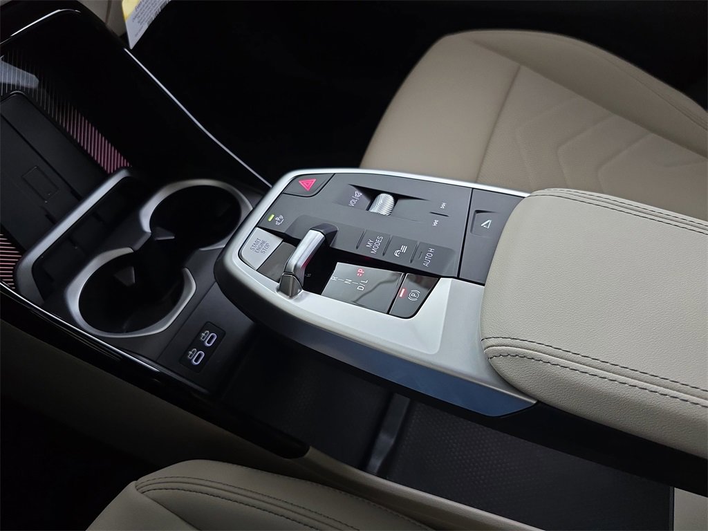 Used 2025 BMW X2 xDrive28i w/ Convenience Package image 27