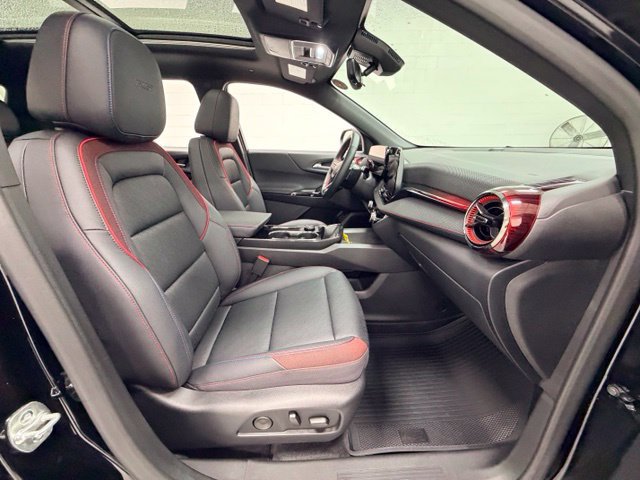Certified 2025 Chevrolet Equinox RS w/ Safety and Technology Package AWD/4WD image 28