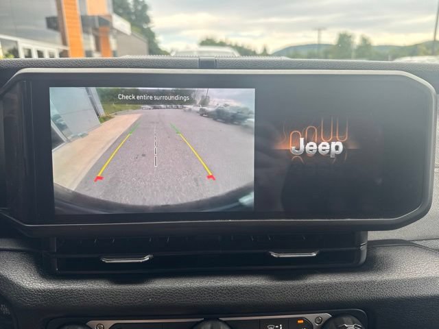 Used 2026 Jeep Wrangler Sport AWD/4WD image 21