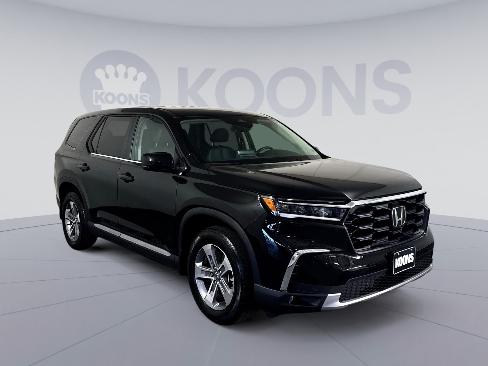 Used 2025 Honda Pilot EX-L image 10