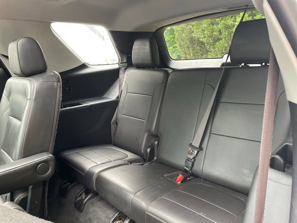 Used 2021 Chevrolet Traverse RS AWD/4WD image 19