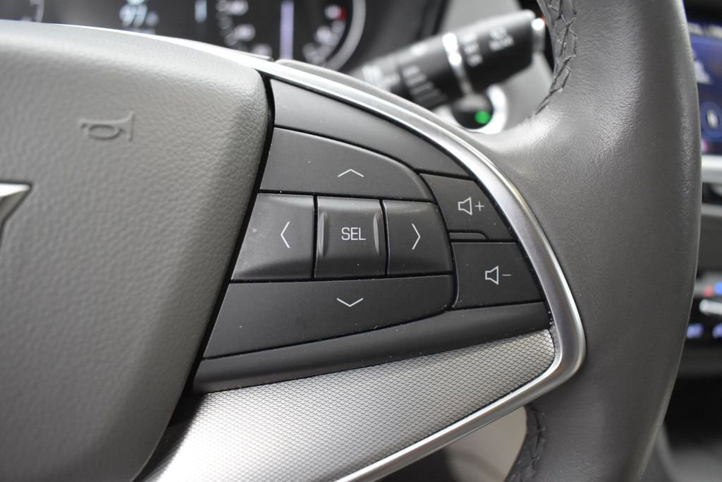 Used 2024 Cadillac XT5 Premium Luxury w/ LPO, Floor Liner Package AWD/4WD image 16