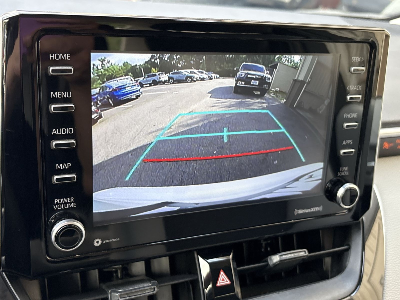 Used 2021 Toyota Corolla LE FWD image 19