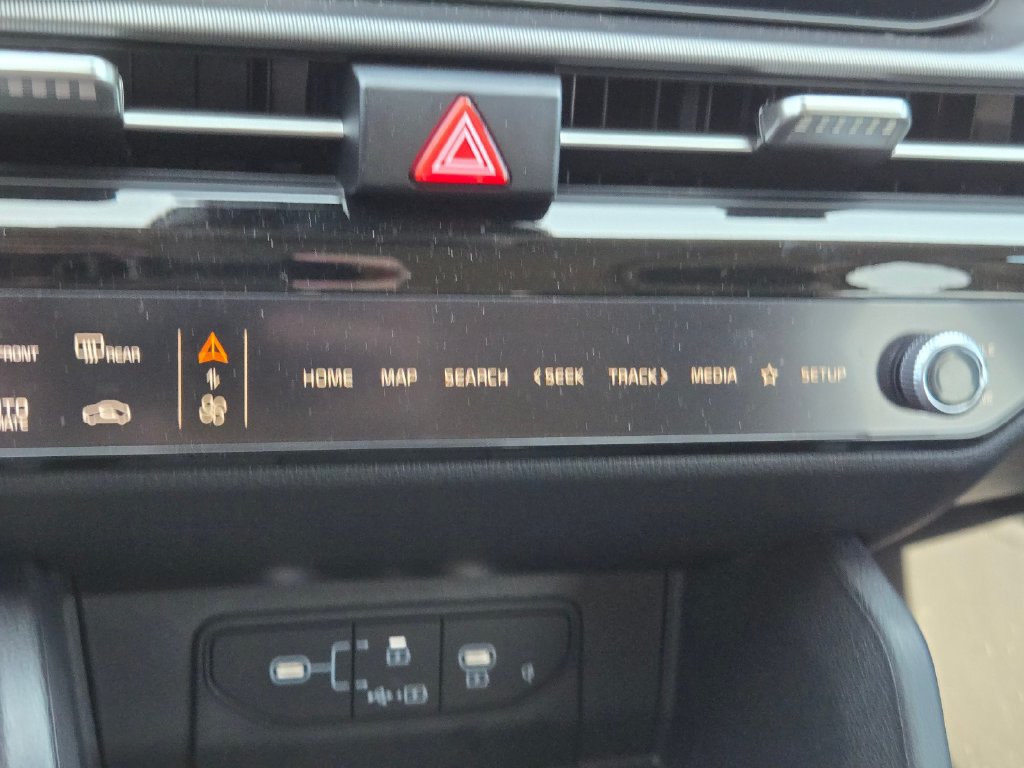 Certified 2026 Kia Sportage SX FWD image 26