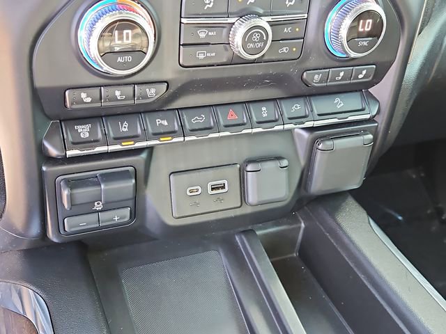 Used 2020 GMC Sierra 3500 Denali w/ Denali Ultimate Package image 29