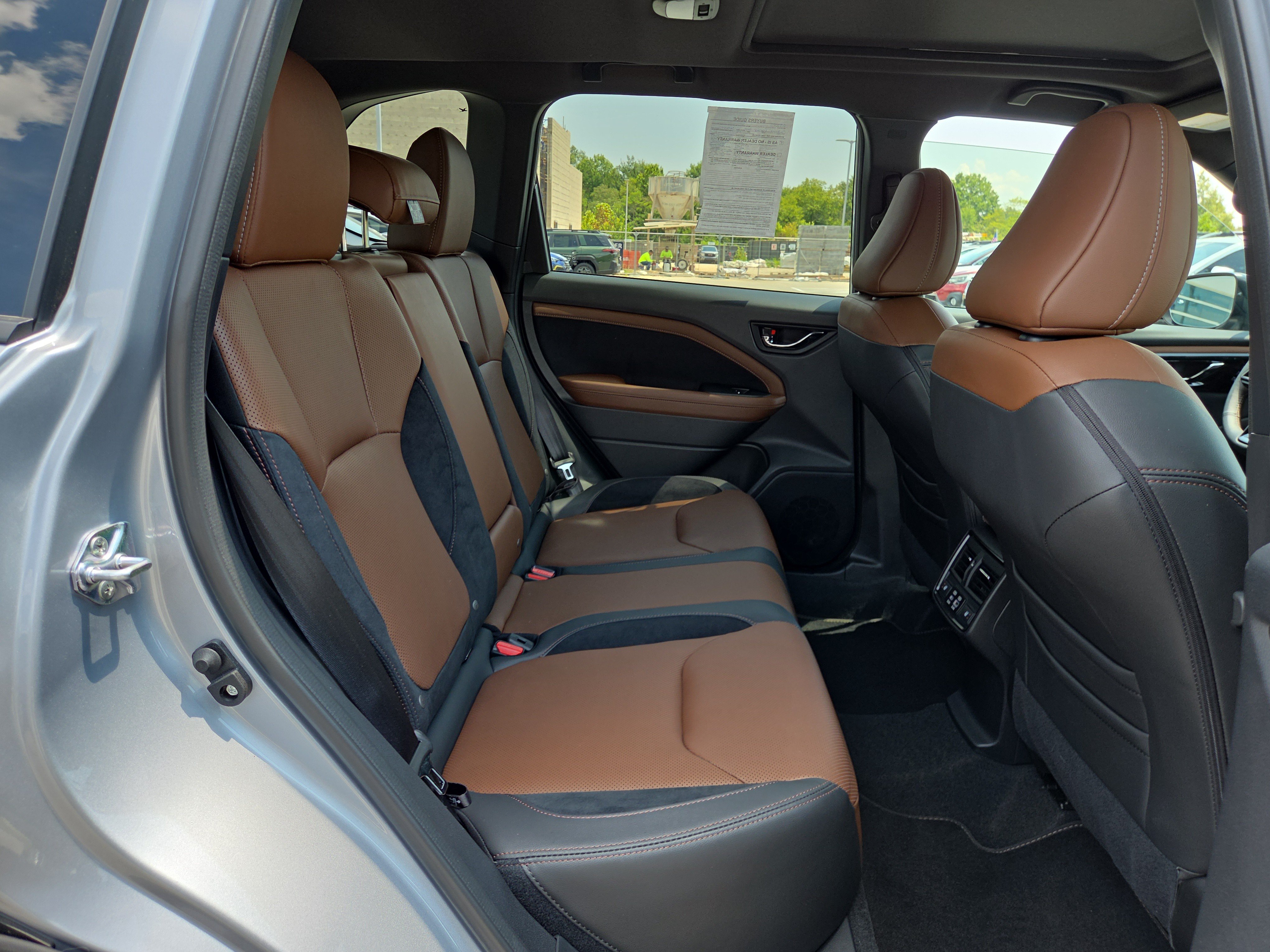 Certified 2025 Subaru Forester Touring AWD/4WD image 15