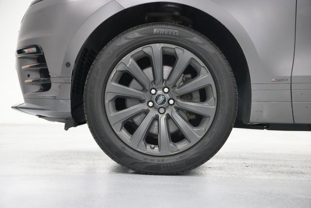Used 2018 Land Rover Range Rover Velar R-Dynamic SE AWD/4WD image 9